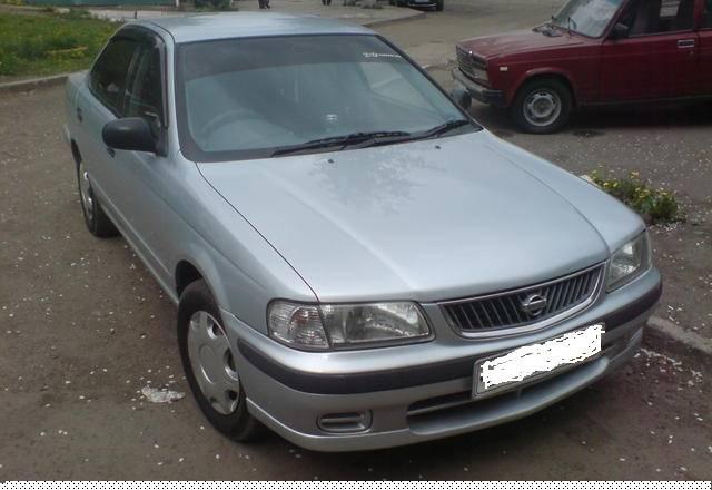 Nissan Sunny, 2001 Серов