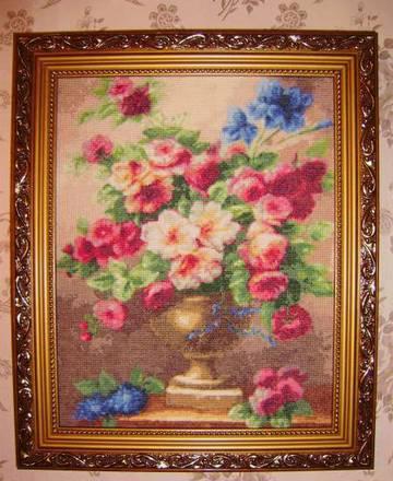 Вышивка "Античные цветы" Москва