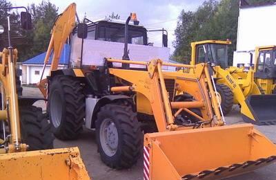Продается экскаватор-погрузчик дэм-1143 Москва
