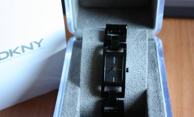 Продам новые женские часы dkny Санкт-Петербург
