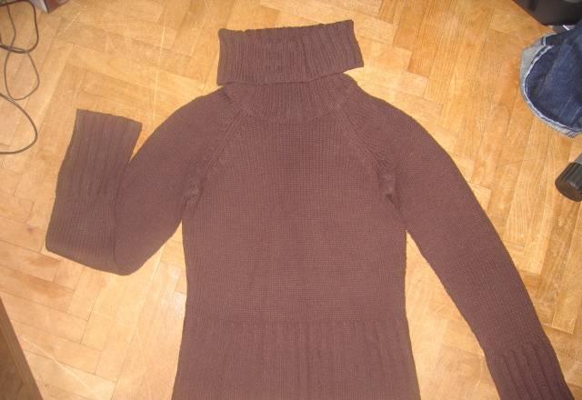Шоколадный свитер only р.S Москва