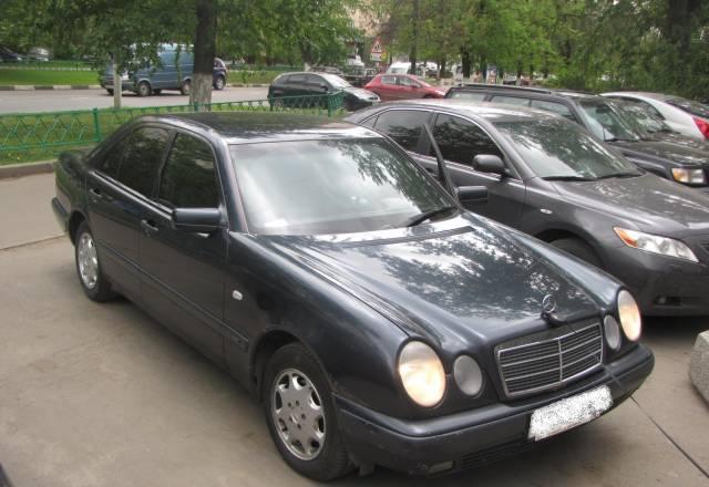Mercedes E-klasse, 1997 Москва