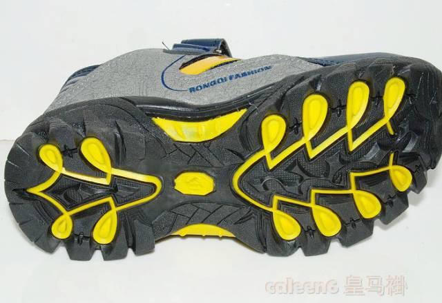 кроссовки Москва