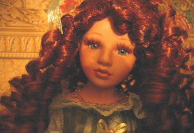 Кукла фарфоровая Санкт-Петербург