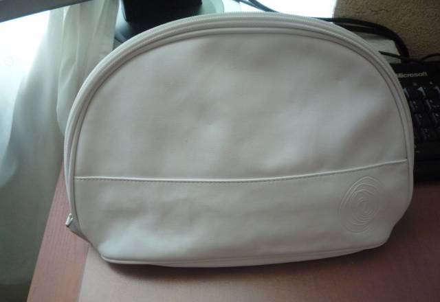 Косметичка белая Москва