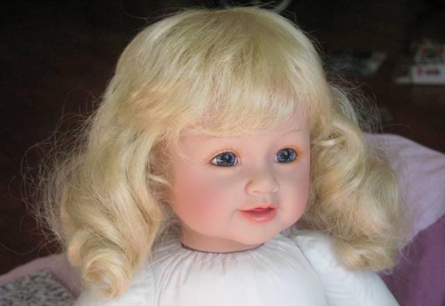 Коллекционная кукла Адора Санкт-Петербург