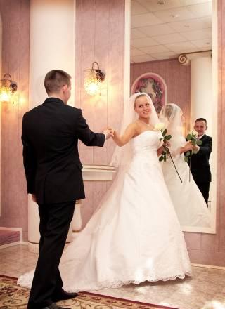 Свадебное платье со шлейфом Санкт-Петербург