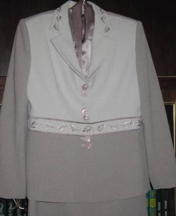 Костюм с юбкой, р 48 Красноярск