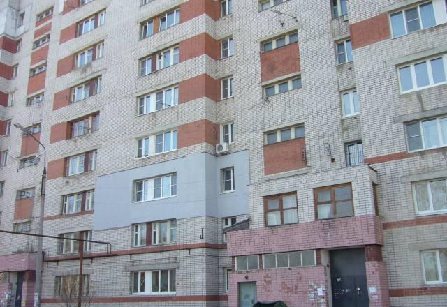 3-ю кв. ул. Радио 6/9 улуч. план. кирпич. 62/38/9 Нижний Новгород