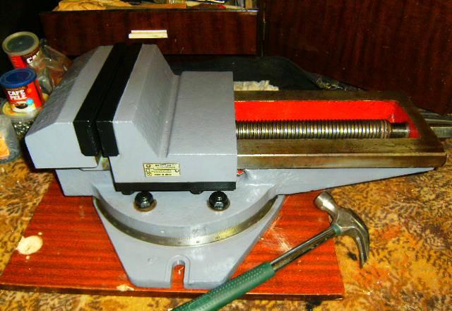 Тиски поворотные станочные 7200-0225-02 Новосибирск