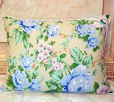 Перьевые подушки эконом-класса Москва