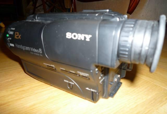 Пленочная видеокамера Sony CCD-TR 380 E Москва