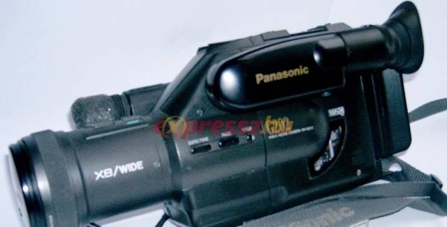 Видеокамера Panasonic NV-G202e с прожектором Москва