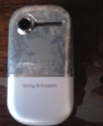 Sony Ericsson Z250 (белый) Москва
