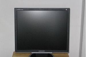 Монитор Samsung syncmaster 930 BF Москва