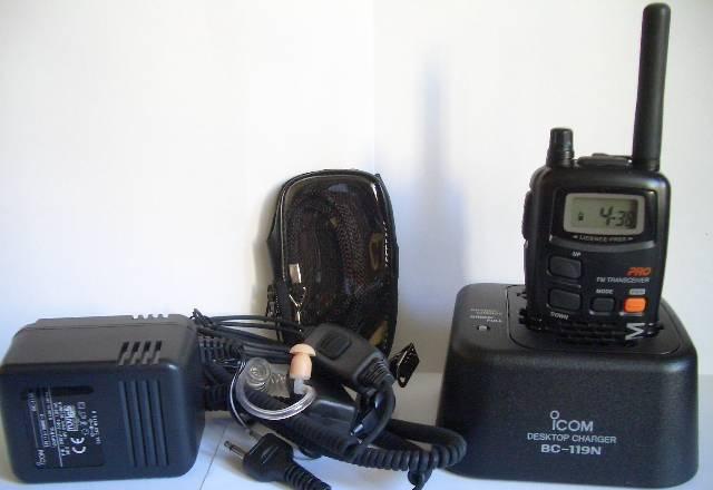 Новый комплект радиостанции icom (Япония) Москва