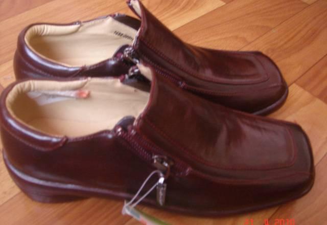 Новые туфельки для школьницы,31р-ра Санкт-Петербург