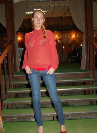 Джинсы Bershka(EUR 36,MEX 26,UK 8,USA 4) Москва