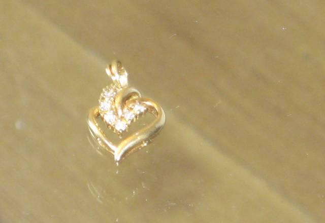 Золотая подвеска с бриллиантами Москва