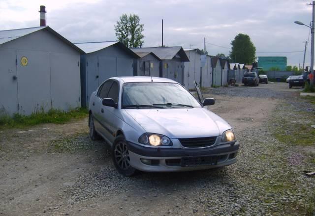 Toyota Avensis, 1998 Санкт-Петербург