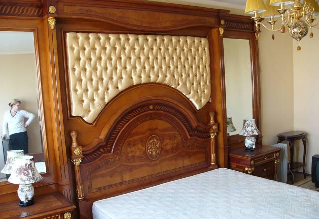 Кровать двухспальная Москва