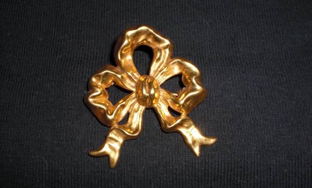 Брошь антикварная Москва