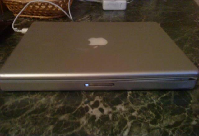 Продаю MacBook 4G 12 дюймов Москва