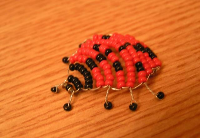 Плетение из бисера .божья коровка Москва