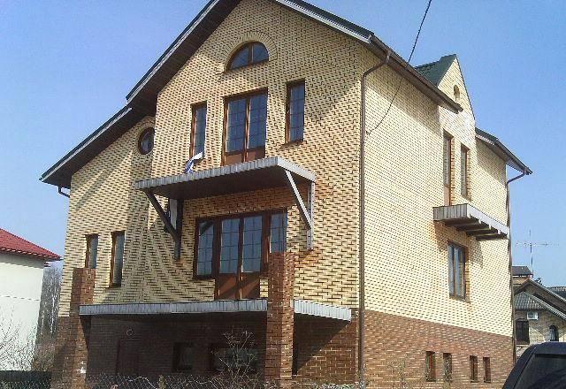 Продается  дом 270 кв.м., учас Москва