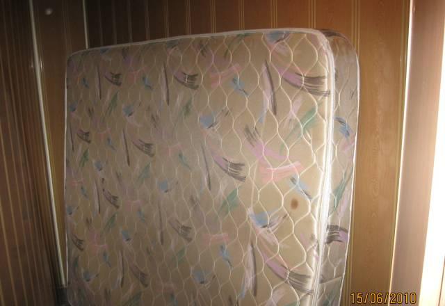 Матрац на пружинах от 2-х спальной кровати Владивосток