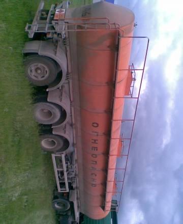 Полуприцеп-цистерна 30 м3, 2002 г.в Москва