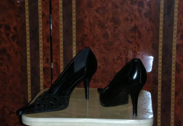 Туфли из  кожи +замша +стразы Москва