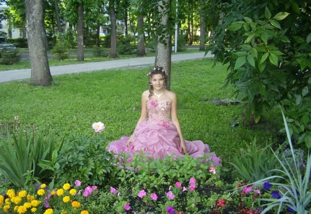 Выпускное-вечернее платье.очень красивое Уфа