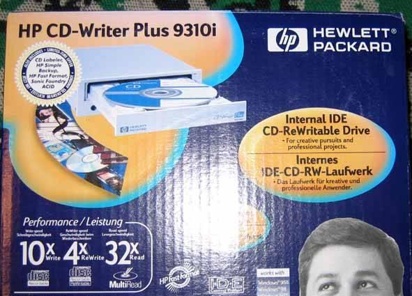 Пишущий винтажный CDRW HP CD-WRITER PLUS 9310i  Москва