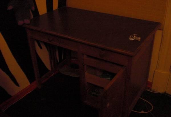 Стол, два шкафа бесплатно Москва