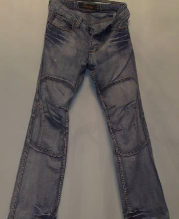 Джинсы Москва