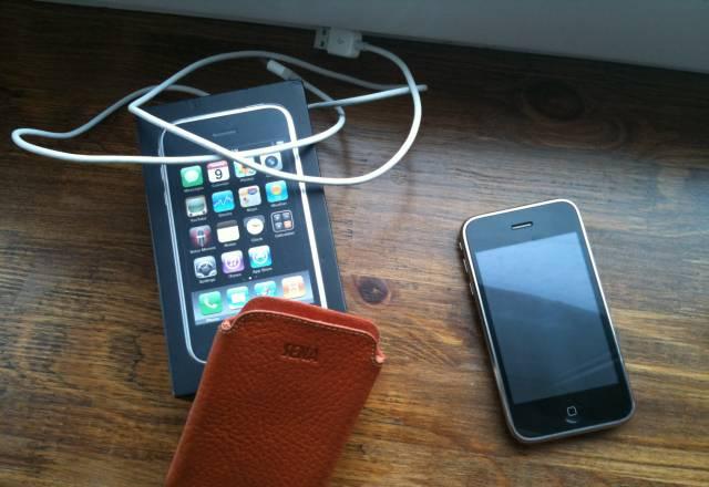 Продаю сотовый телефон iPhone 3G Москва