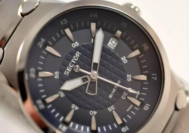 Новые Ladies sector 700 арт. 2653177735 swiss made Москва