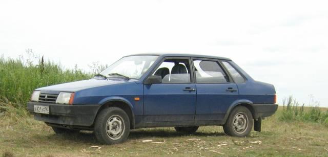 ВАЗ-21099i, 2002 серебристо-синий, пробег 148000км Москва