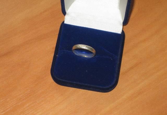 Кольцо серебряное Москва