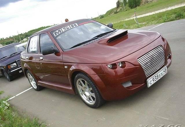 Требуются сотрудники с легковым автомобилем Москва