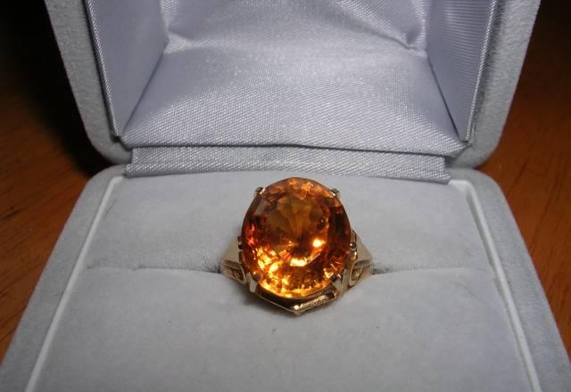 Кольцо цитрин, золото 750, сертификат Москва