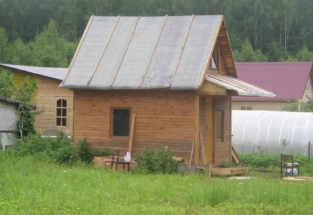 Участок с домиком Москва