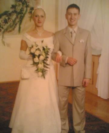 Свадебное платье белое б/у в хорошем состоянии Тула