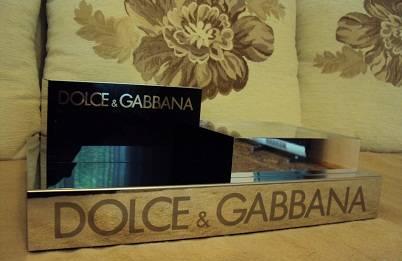 Продам  подставку DolceGabbana (недорого) Москва