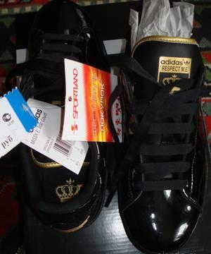 Adidas Originals р-р 25,5(39) кожа, лак Москва