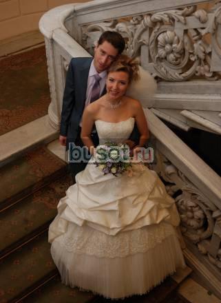 Cвадебное платье в полном комплекте ждет принцессу Санкт-Петербург