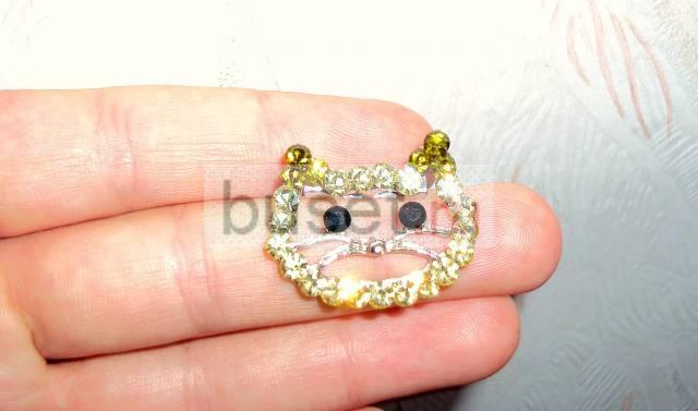 Брошь Москва