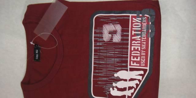 Футболка вишневая Москва