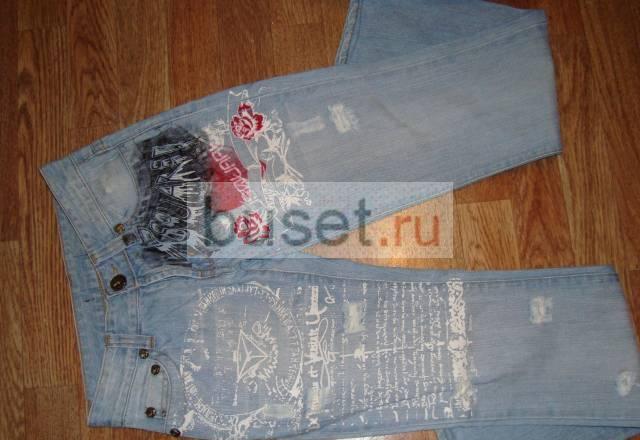 Джинсы  Dsquared2 в идеальном состоянии Москва